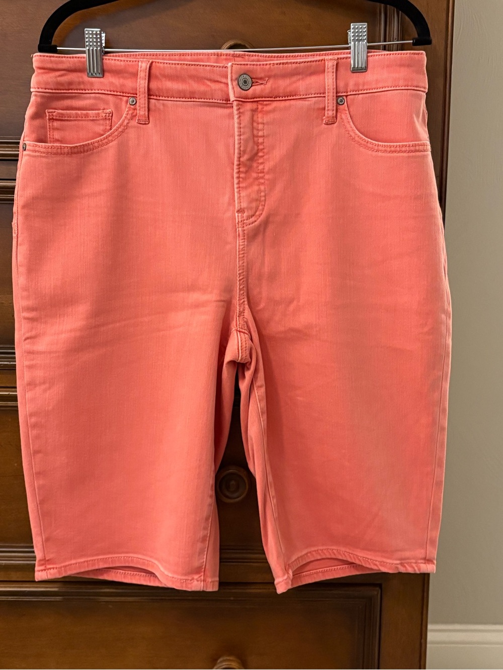 Chico’s Coral So Slimming Girlfriend Denim Shorts | Size 1.5 (US 10)